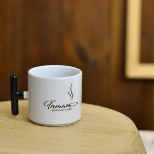 Tamam geldi benim saatler yazılı kahve kupası